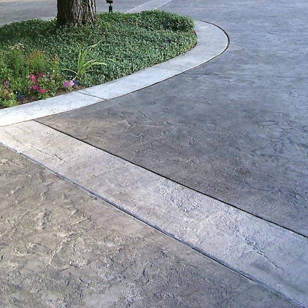 Custom border stamped concrete design